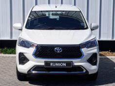 Toyota Rumion 2025 with driver in kerala